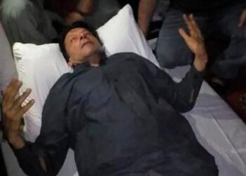 इमरान खान मौत की अफवाहों पर अदियाला जेल के बाहर विरोध प्रदर्शन | Imran Khan Death Rumours