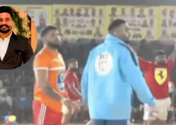 मोहाली में लाइव कबड्डी मैच के दौरान गोलीबारी का दृश्य | Mohali kabaddi tournament shooting