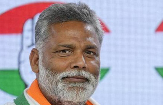 "पटना में NEET छात्रा हत्या के खिलाफ कैंडल मार्च और पोस्टर, पप्पू यादव द्वारा न्याय की मांग, बिहार की बेटियों की सुरक्षा मुद्दा | Pappu Yadav