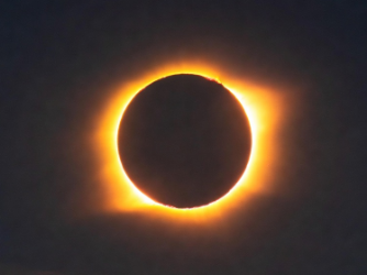 रिंग ऑफ फायर सूर्य ग्रहण 2026 - वलयाकार सूर्य ग्रहण Annular Solar Eclipse का चमकदार रिंग इफेक्ट, चंद्रमा और सूर्य की खास स्थिति का प्रतिनिधित्व