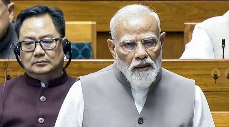 मोदी स्पीच टुडे के दौरान पीएम नरेंद्र मोदी लोकसभा में भारत की ऊर्जा सुरक्षा और नागरिकों की सुरक्षा पर बोलते हुए | Modi Speech Today