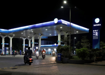 Nayara Energy का पेट्रोल प्राइस हाइक - Petrol Price Today में ₹5.30 प्रति लीटर की बढ़ोतरी, Nayara पेट्रोल पंप