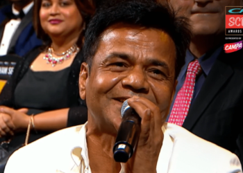 Rajpal Yadav चेतक स्क्रीन अवॉर्ड्स 2026 स्टेज पर बोलते हुए, सौरभ द्विवेदी के साथ वायरल पल