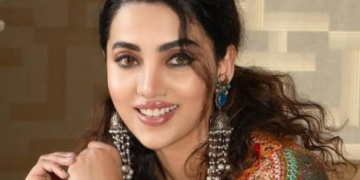 Ananya Raj निधन - 27 साल की उम्र में गुजर गईं घोस्ट अभिनेत्री की तस्वीर